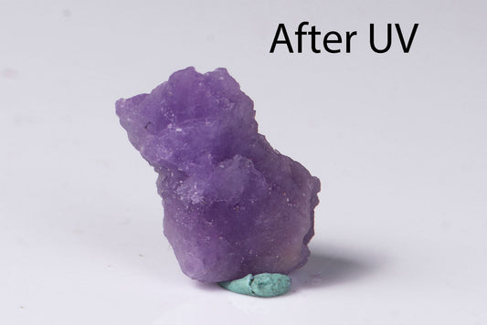 Hackmanite (tenebrescent sodalite) 7.7g fluorescent