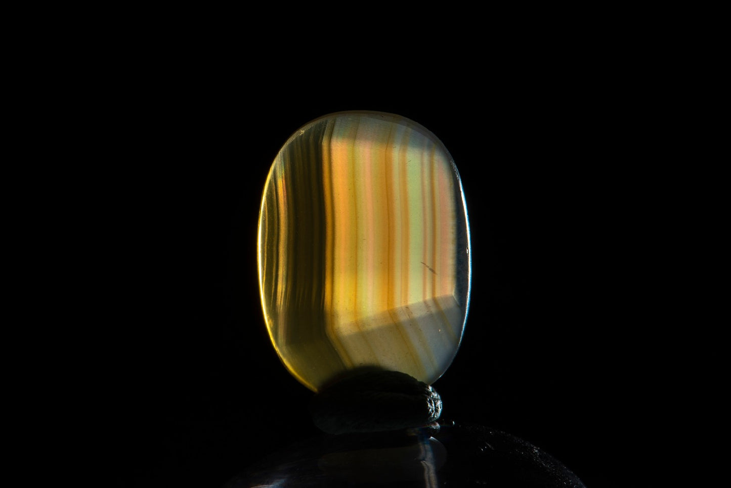 Iris agate 10.7ct