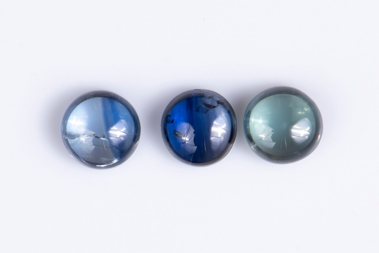 3 pieces blue sapphire 1.07ct round cabochon