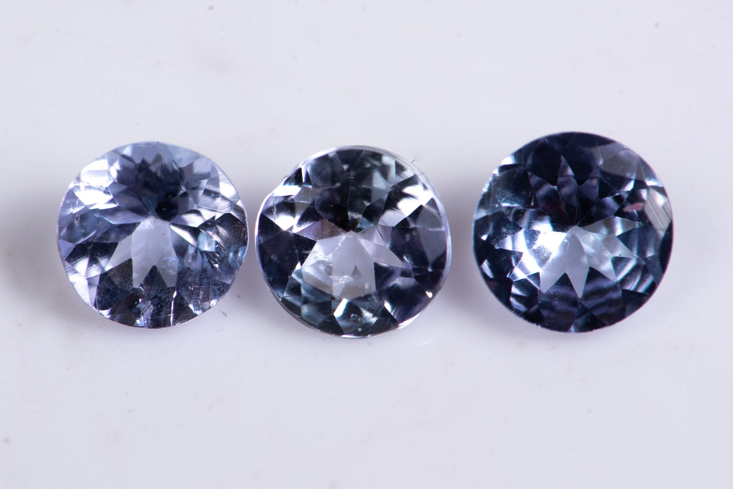 Natural tanzanite 3pcs 0.68ct 3.8mm round cut loose gemstones for jewelry