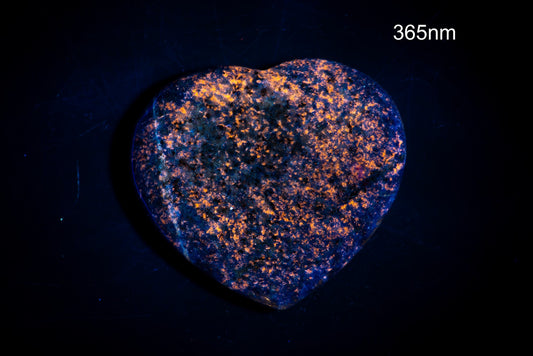 Lapis lazuli heart 11.5g
