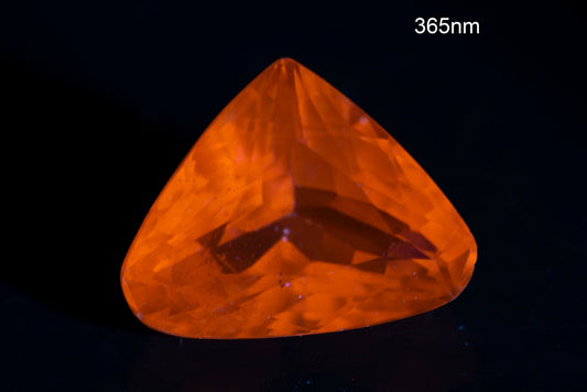 Pink kunzite spodumene 5.74ct fluorescent trillion cut
