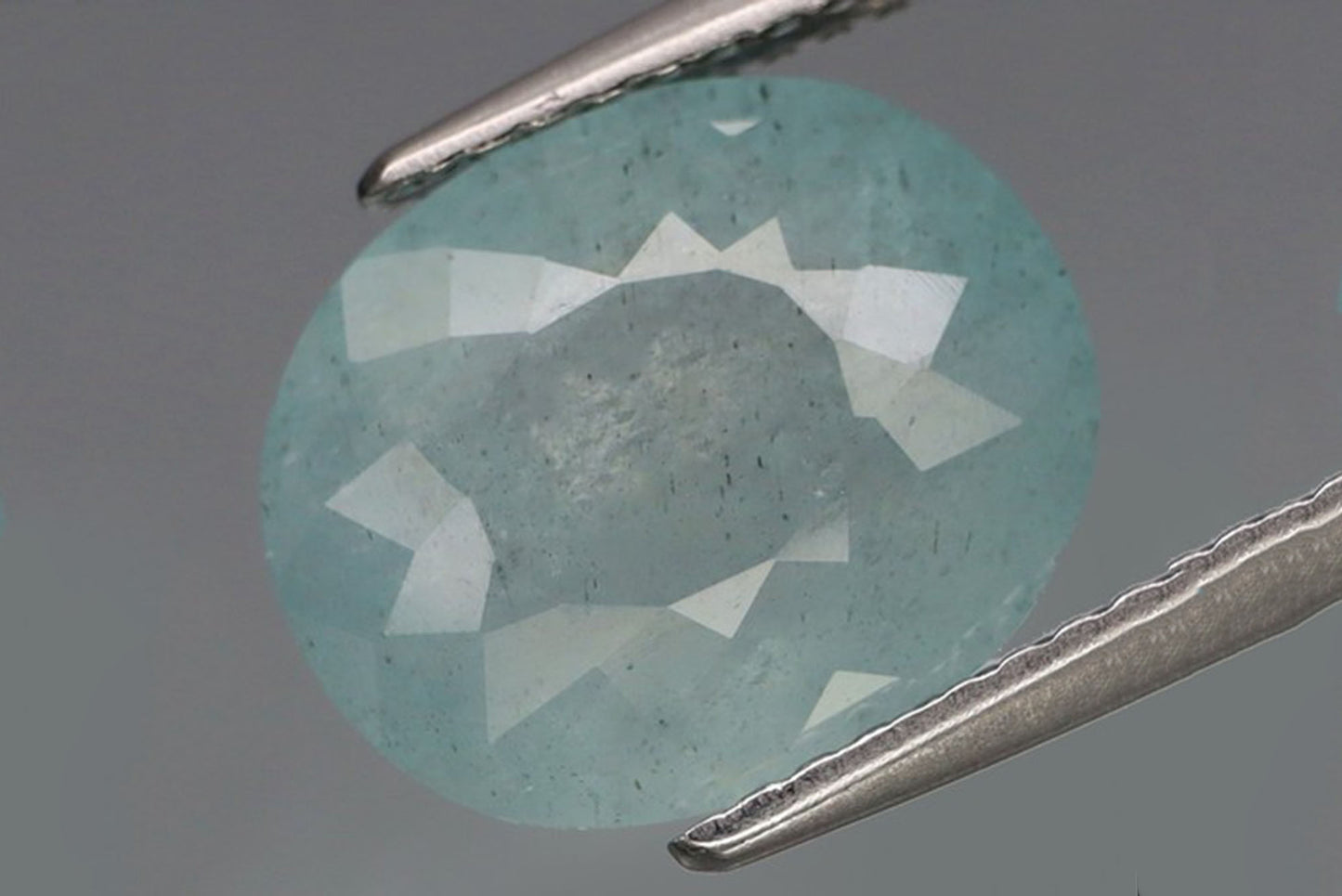 Sky Blue Aquamarine 4.18Ct oval cut