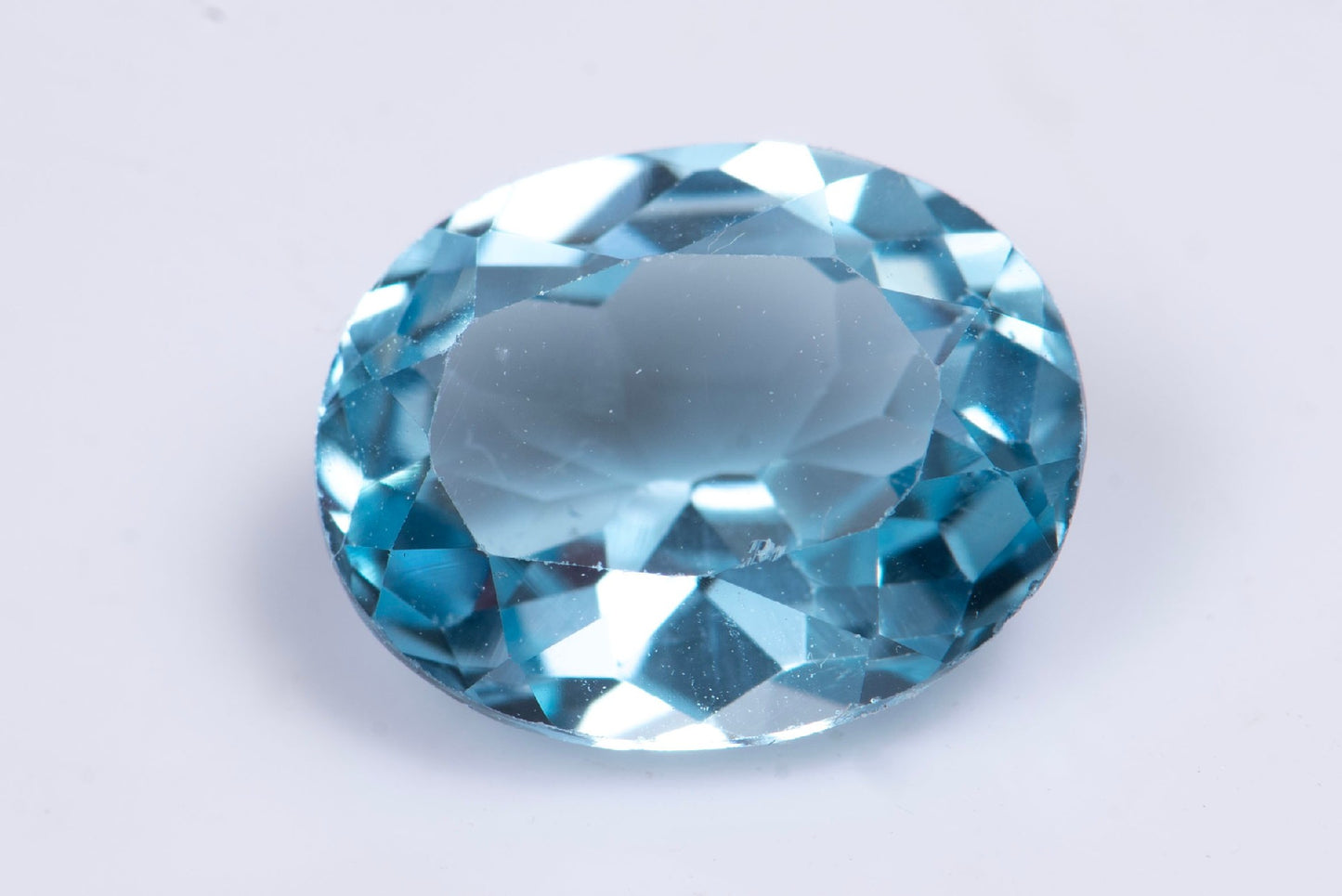 Blue topaz 3.04ct 10x8mm oval cut