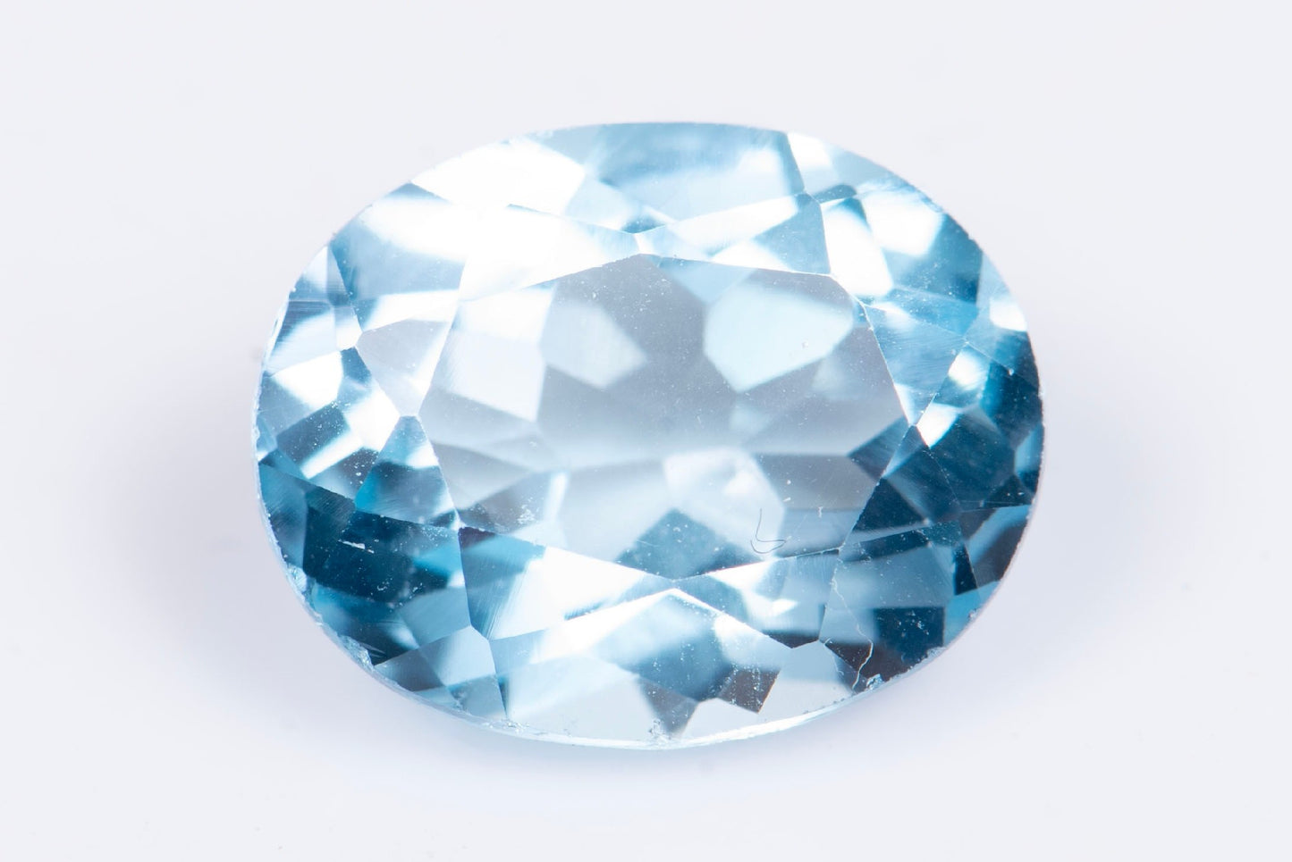 Blue topaz 3.14ct 10x8mm oval cut