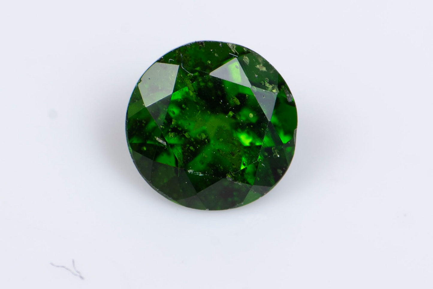 Хром диопсид 0.51ct 5mm кръгла шлифовка