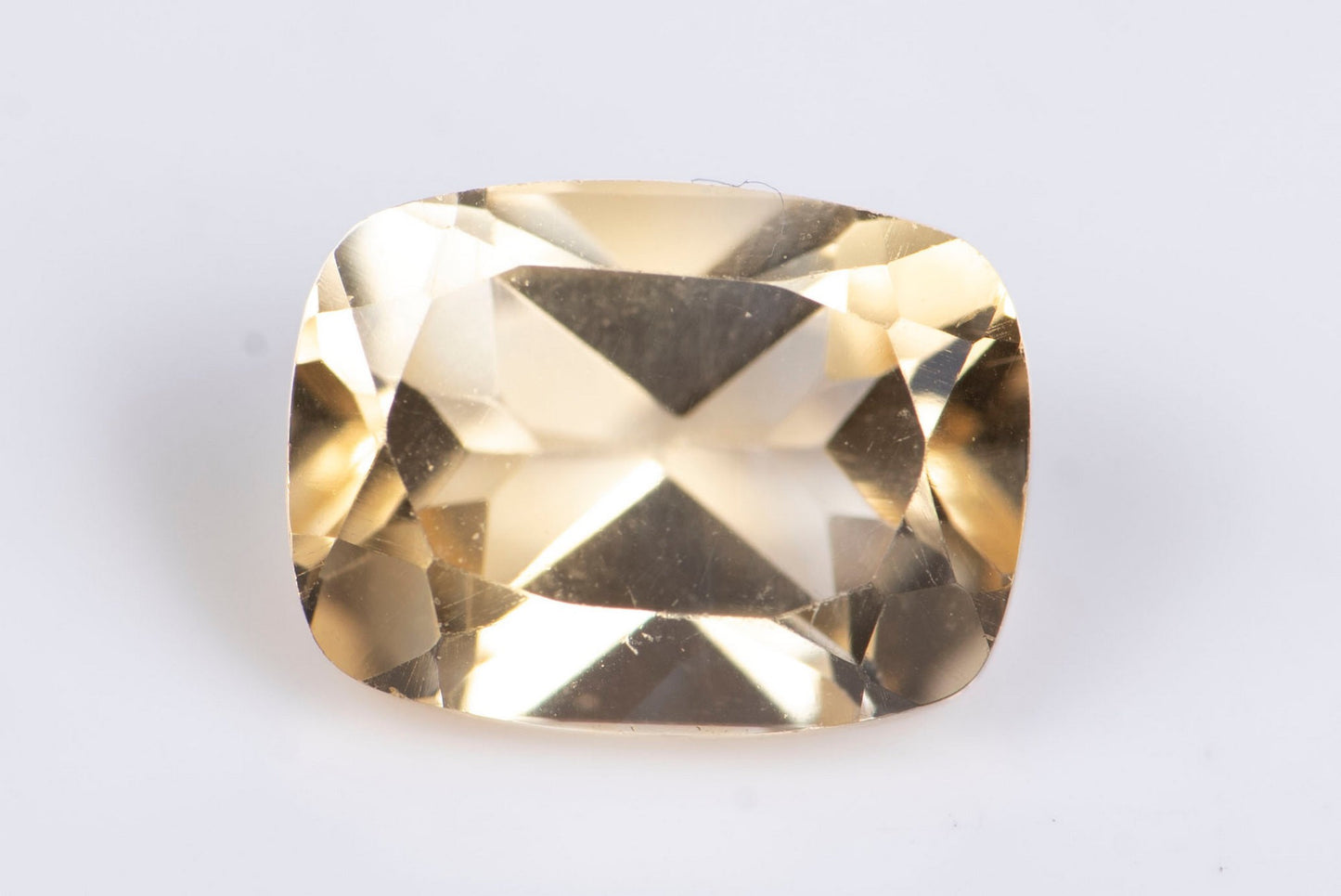 Цитрин 1.45ct 8x6mm, cushion шлифовка