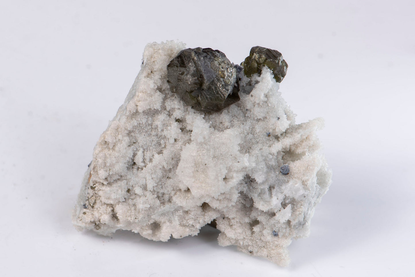 Cleiophane green sphalerite with quartz cluster crystal from Bulgaria 51g