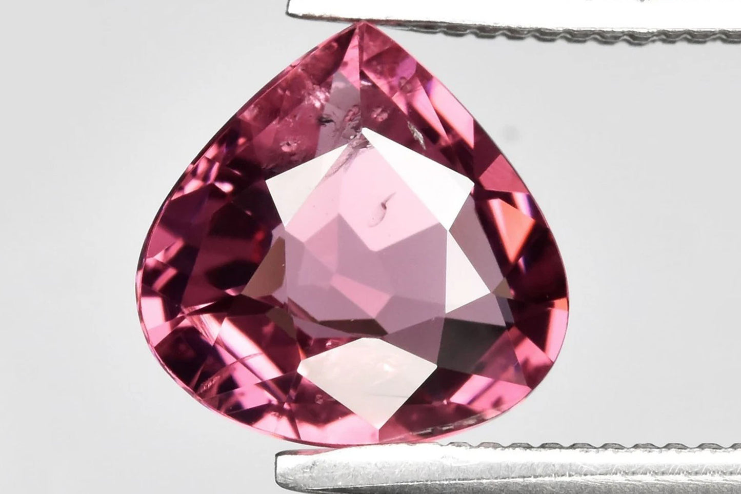 Natural Pink Rhodolite Garnet 1.20ct 7mm VS Pear cut