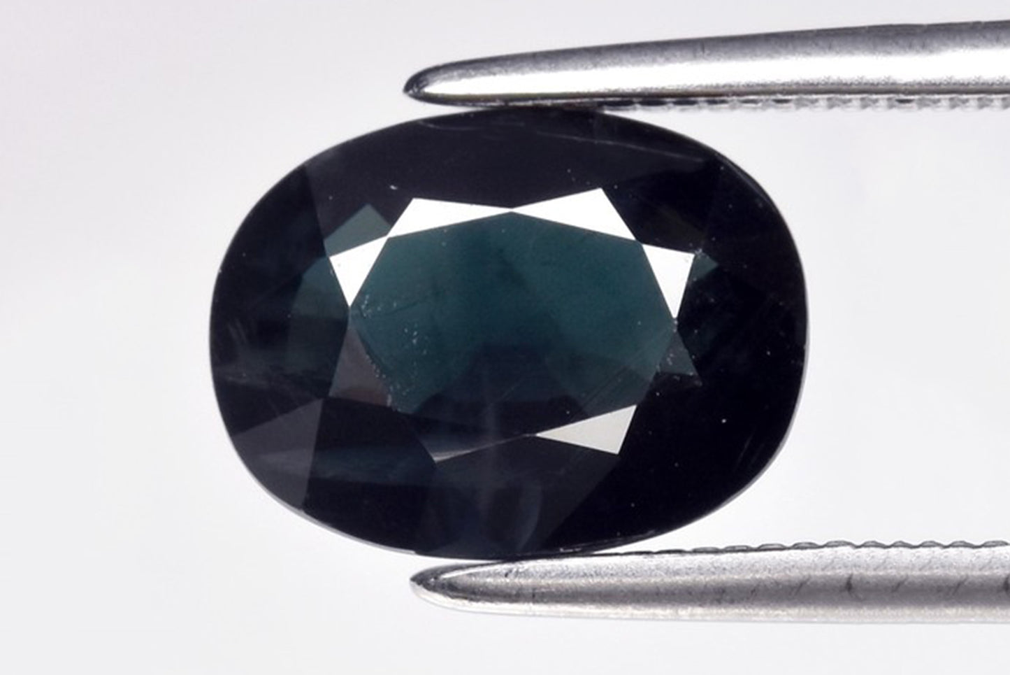 Natural bluish green sapphire 2.09ct 9x7mm oval cut heated loose gemstone for jewelry