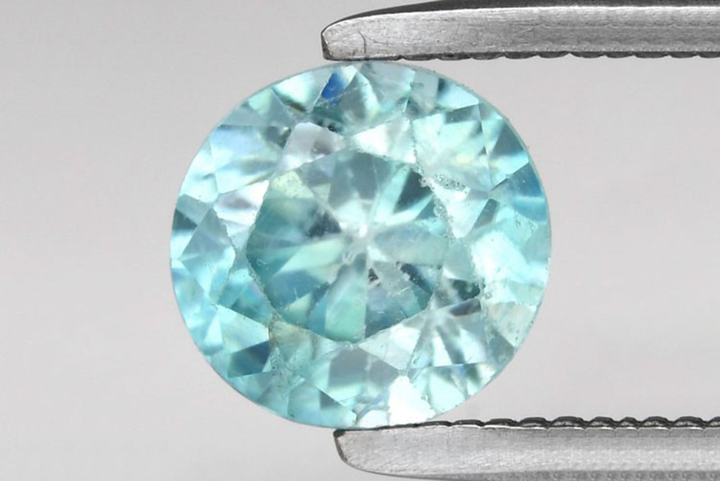 Natural Blue Zircon 1.09ct 5.7mm round cut