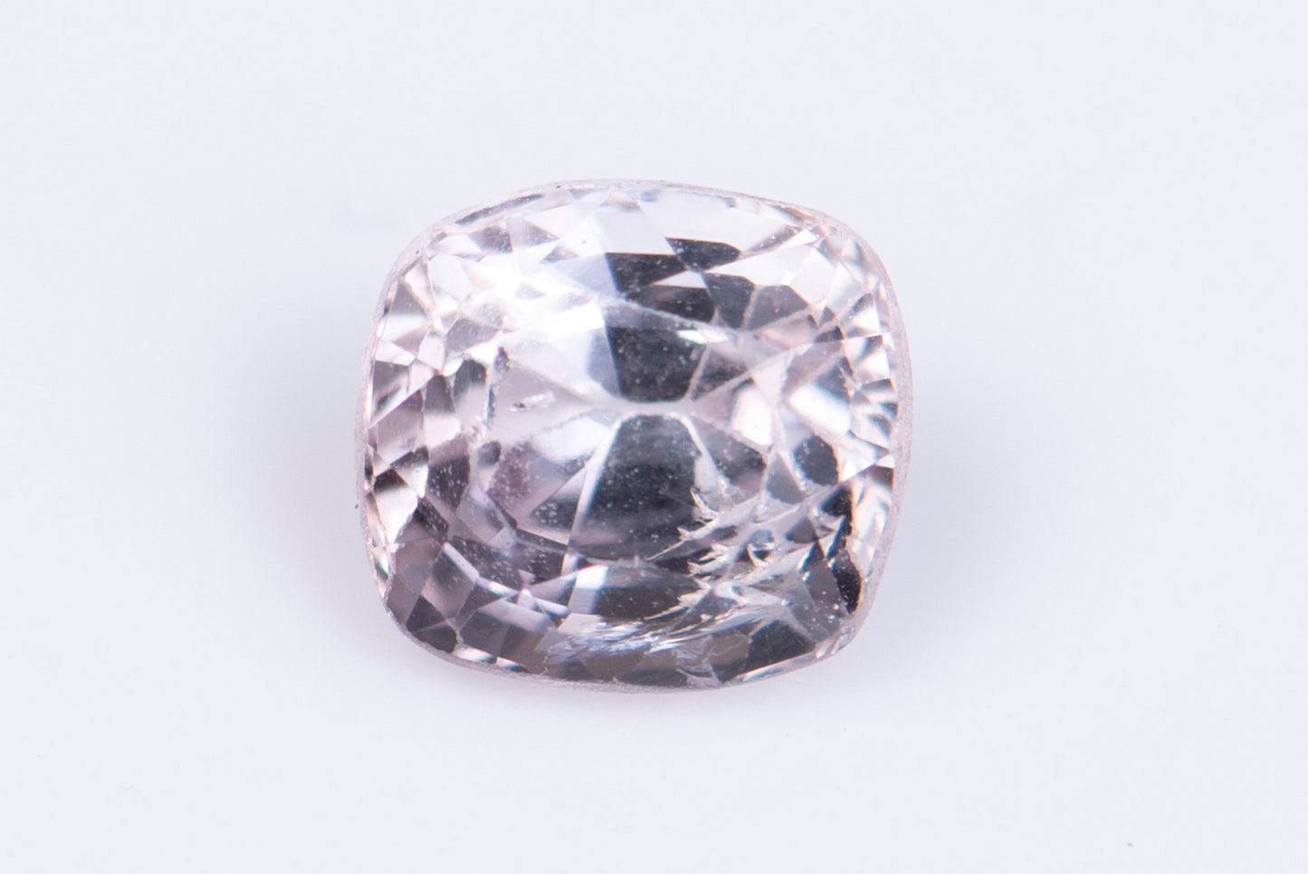 Розов шпинел 0.62ct, cushion шлифовка