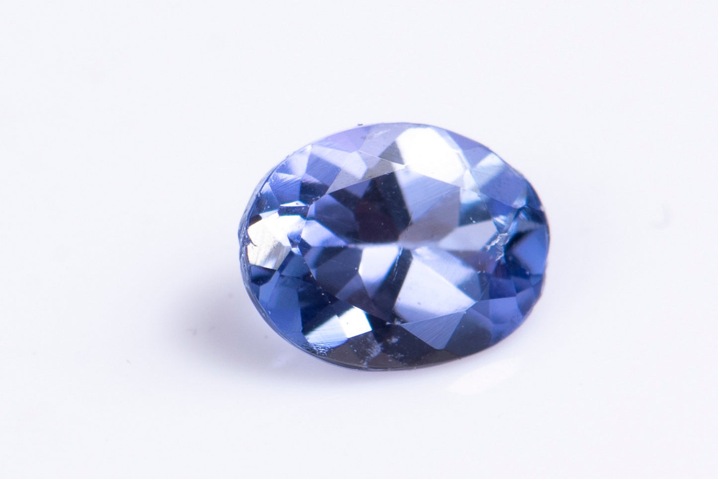 Танзанит 0.28ct, овална шлифовка