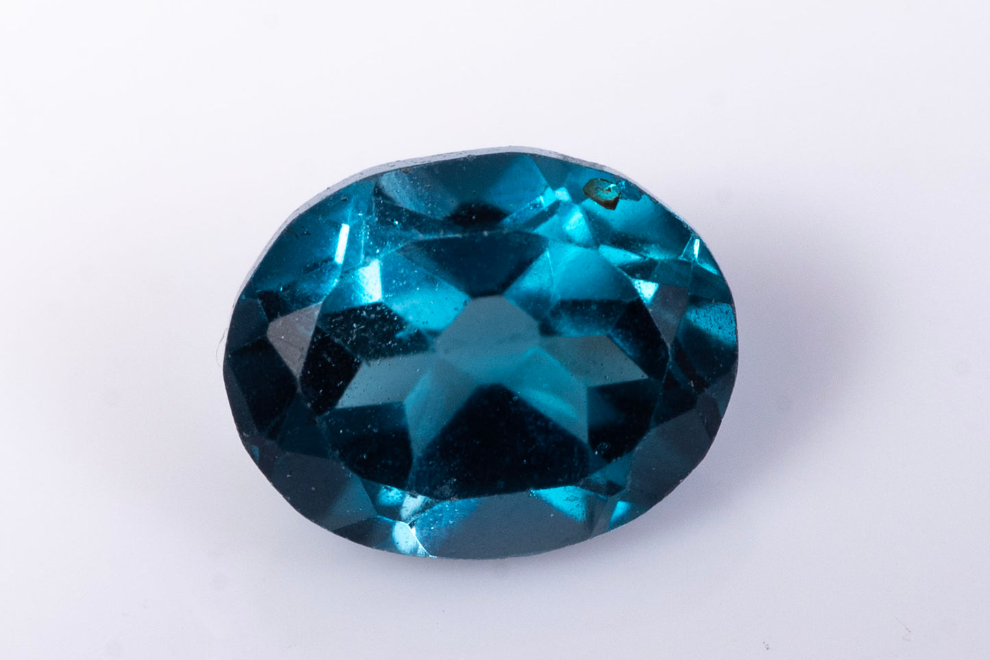 Топаз Лондонско синьо 0.44ct 5x4mm овална шлифовка