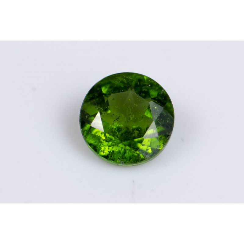 Chrome diopside 0.52ct 5mm round cut