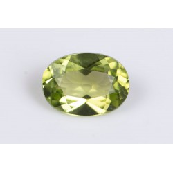 Green peridot 0.82ct 7x5mm oval cut