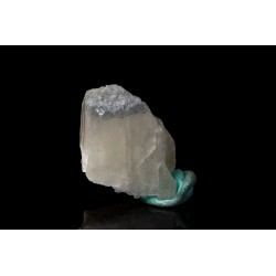 Green spodumene 10.1g fluorescent