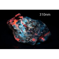 Rough Sodalite with lazurite fluorescent 27g