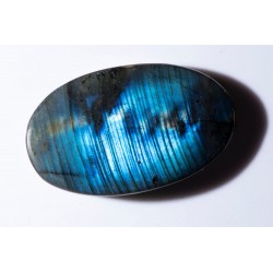 Big labradorite 135.7ct oval cabochon