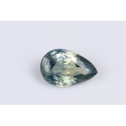 Green sapphire 0.44ct VS untreated teardrop cut