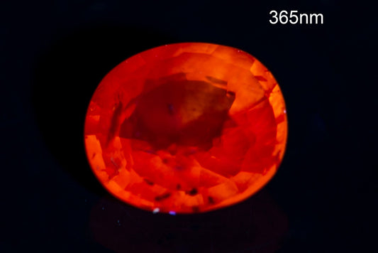Purple sapphire 0.70ct untreated oval cut