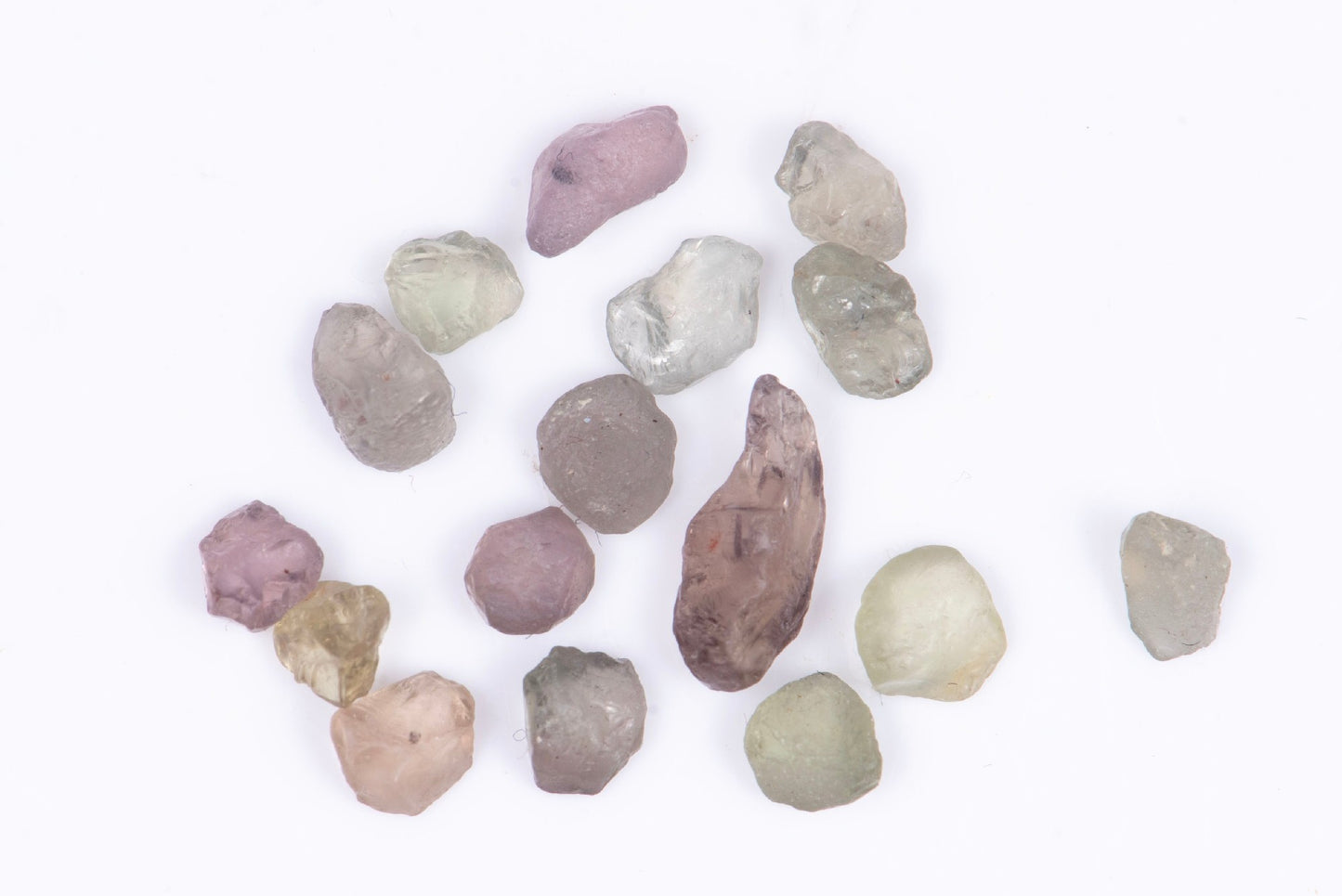 16 pieces multicolor sapphire 5.22ct untreated rough crystals