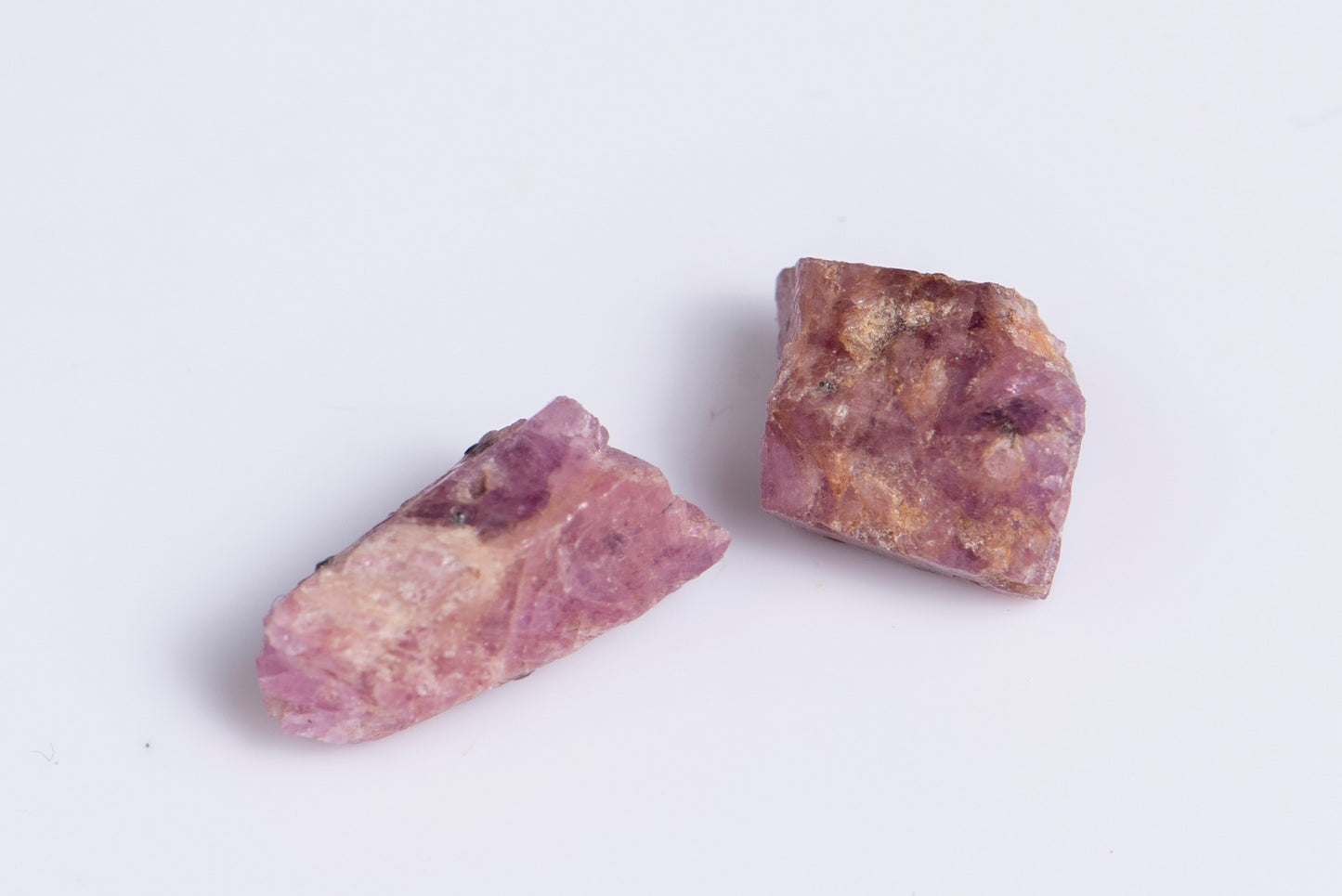 2pcs rough ruby crystals with strong fluorescence 13.9ct