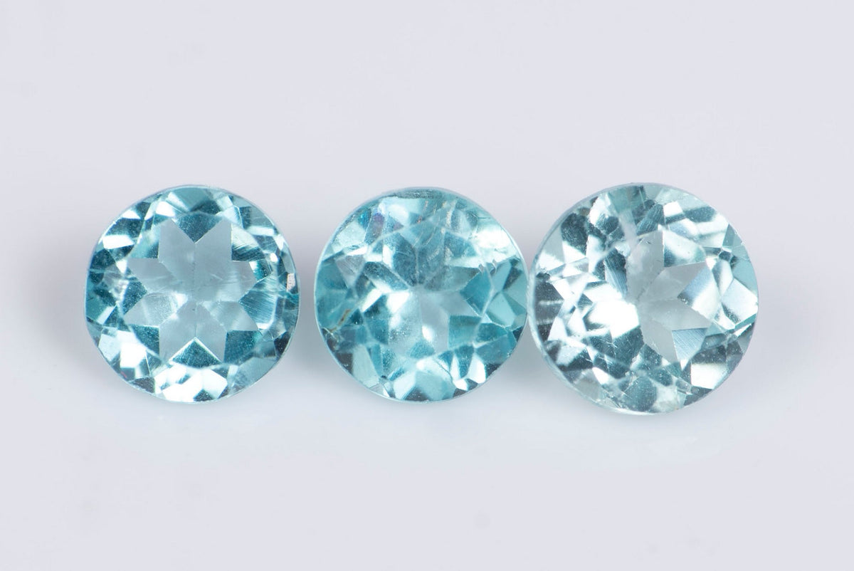 3 броя естествен син апатит 0.75ct 4mm кръгла шлифовка