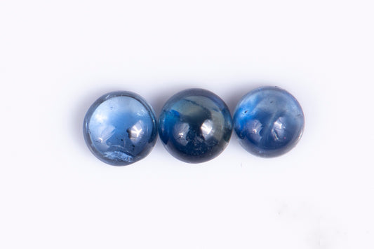 3 pieces blue sapphire 0.82ct round cabochon heated