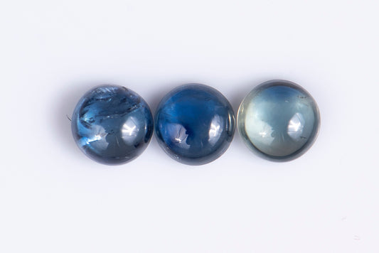3 pieces blue sapphire 0.98ct round cabochon