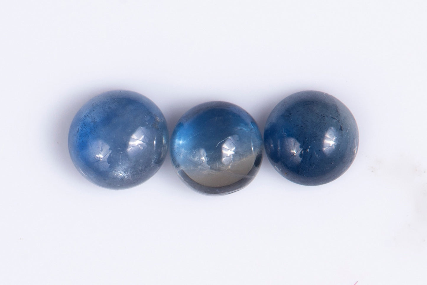 3 pieces blue sapphire 1.00ct round cabochon heated
