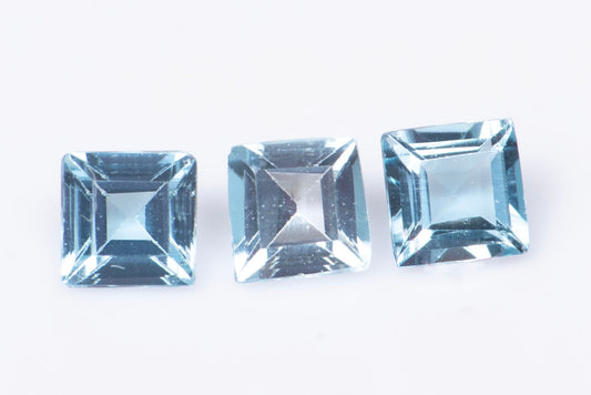 3 pieces blue topaz 0.49ct 3mm square cut
