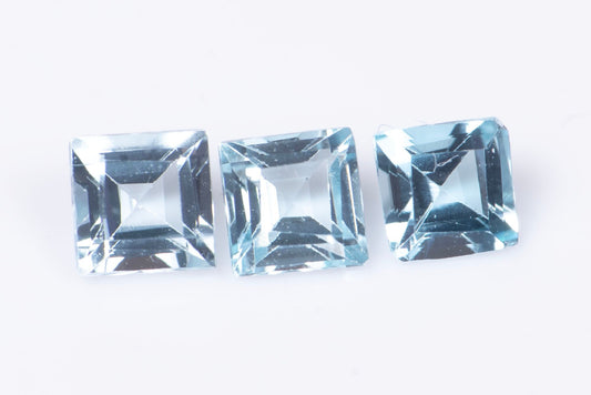 3 pieces blue topaz 0.53ct 3mm square cut