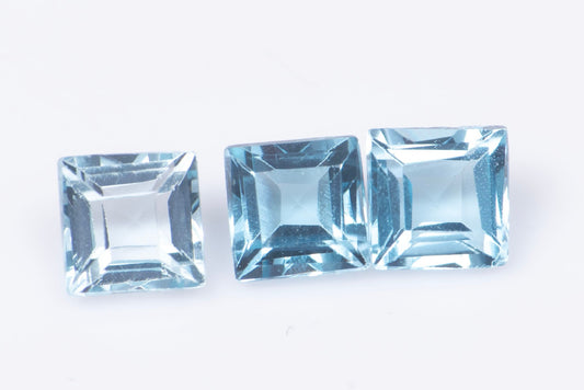 3 pieces blue topaz 0.55ct 3mm square cut