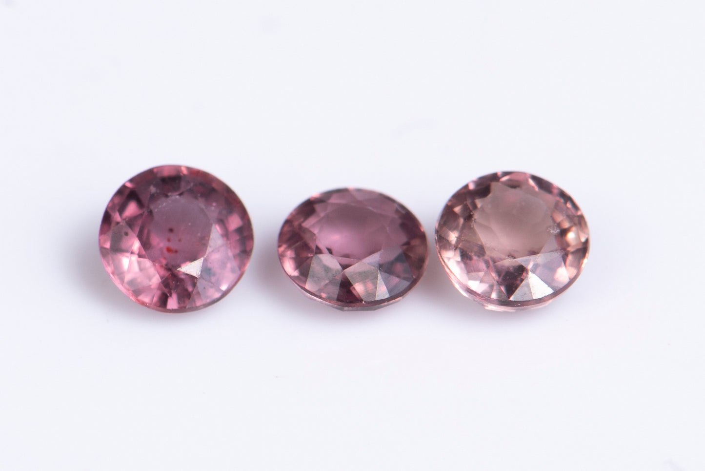3 pieces pink sapphire 0.64ct round cut 3.3mm heated