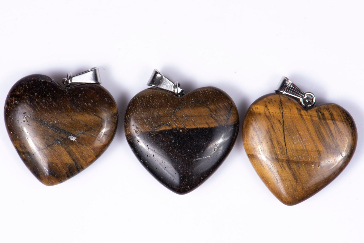 3 pieces tiger eye's heart pendants 20mm 47.9ct