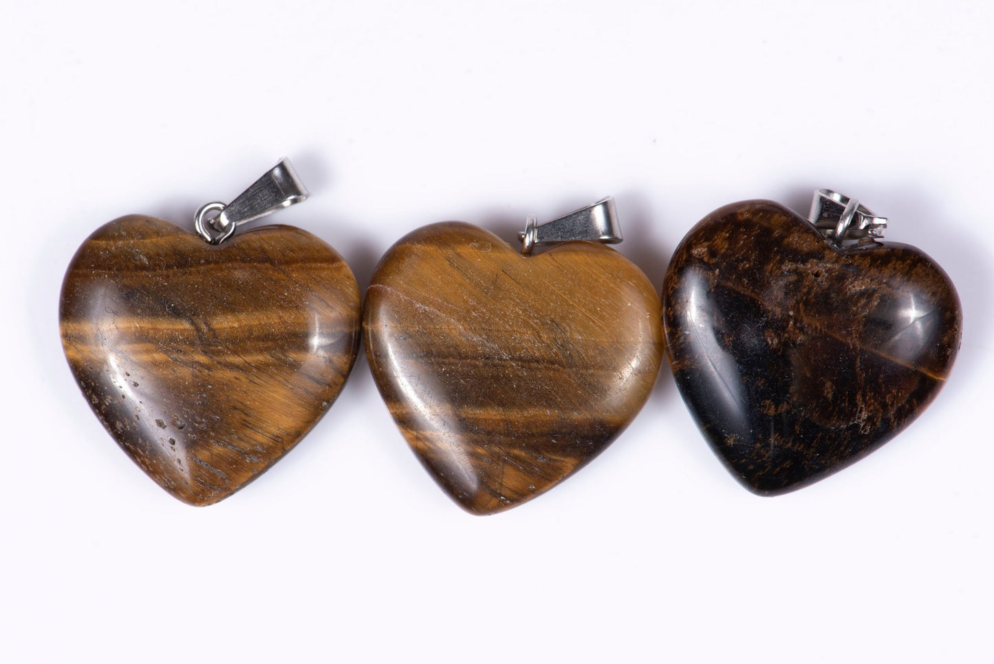 3 pieces tiger's eye heart pendants 20mm 49.3ct