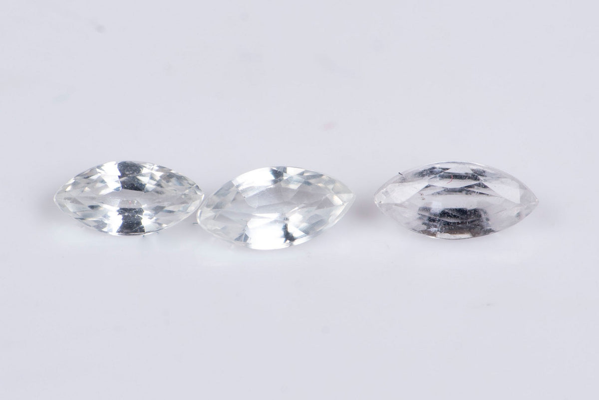 3 броя естествен бял сапфир, нагряван, 0.55ct 5x2.4mm маркиз шлифовка