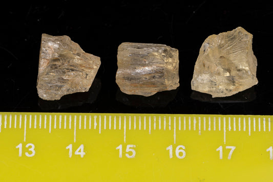 Lot 3pcs yellow fluorescent scapolite 5.06g