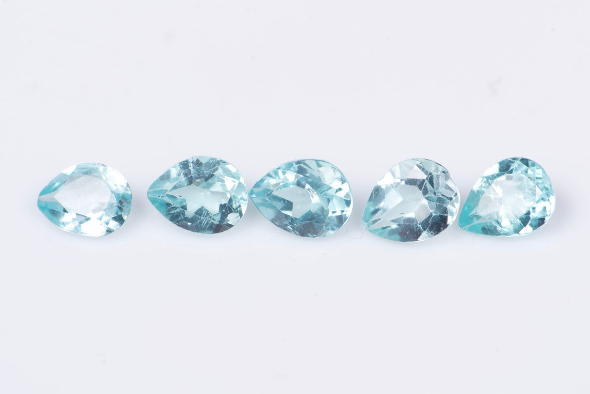 5 броя естествен син апатит 0.80ct 4x3mm капковидна шлифовка