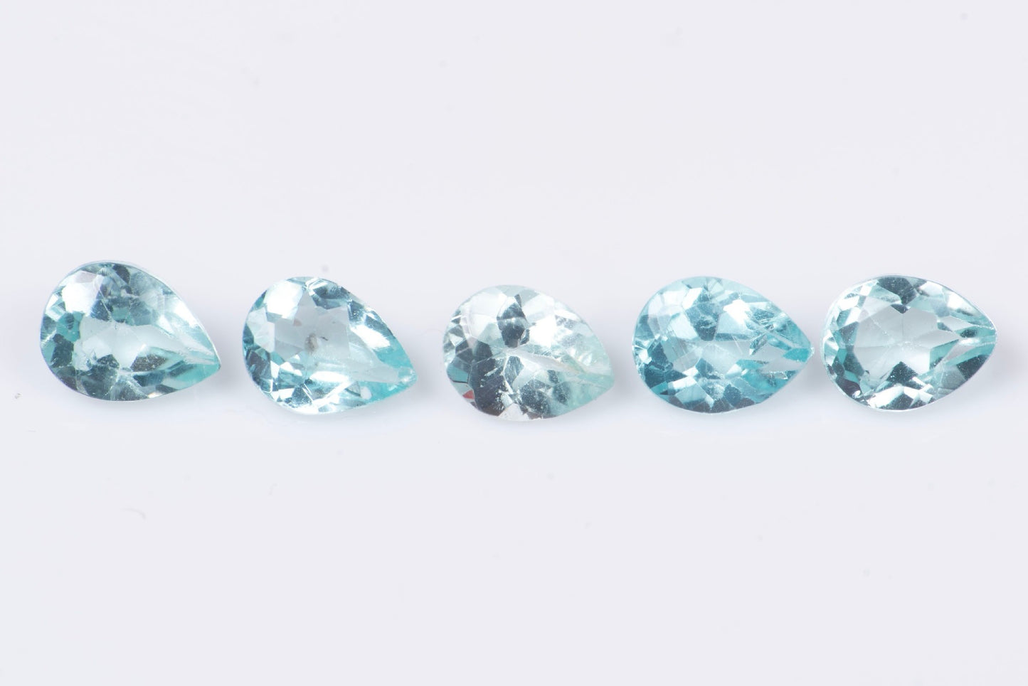 5 pieces blue apatite 0.81ct 4x3mm teardrop cut