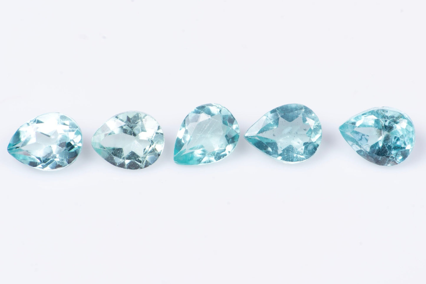 5 pieces blue apatite 0.92ct 4x3mm teardrop cut