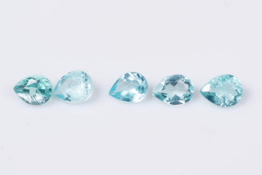 5 pieces blue apatite 0.94ct 4x3mm teardrop cut