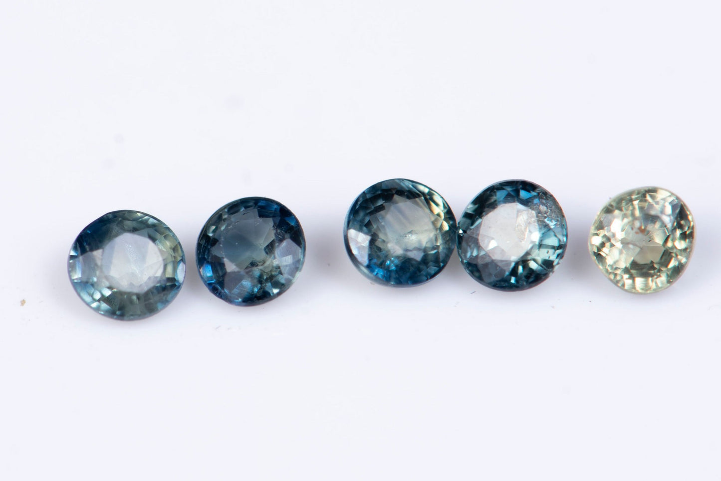 5 pieces blue green sapphire 0.63ct 2.6mm heated round cut