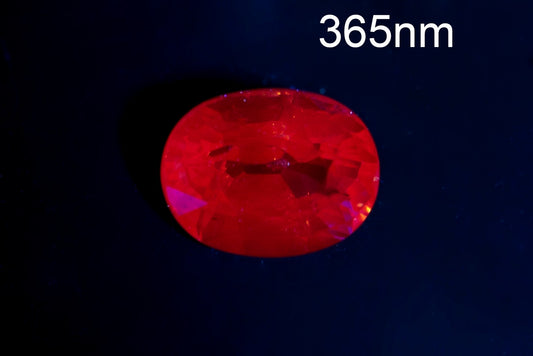 Yellow sapphire 0.98ct untreated fluorescent oval cut