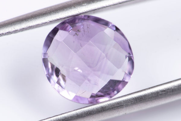 Естествен аметист 1.98ct 9mm шахматна шлифовка