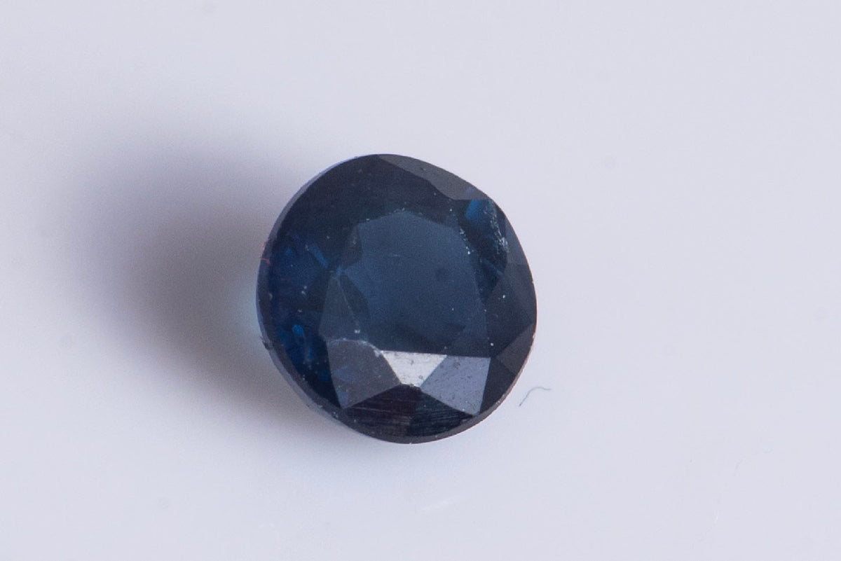Естествен син сапфир 0.27ct 3.7mm, нагряван, кръгла шлифовка
