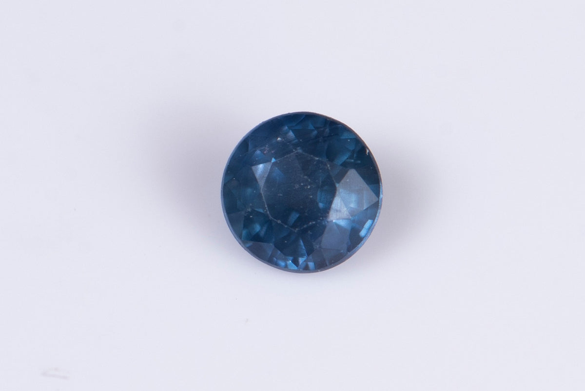 Естествен син сапфир 0.29ct 3.5mm, нагряван