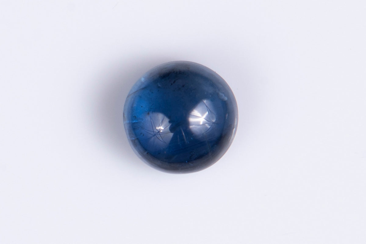 Естествен син сапфир 0.62ct 4.4mm, нагряван, кръгъл кабошон