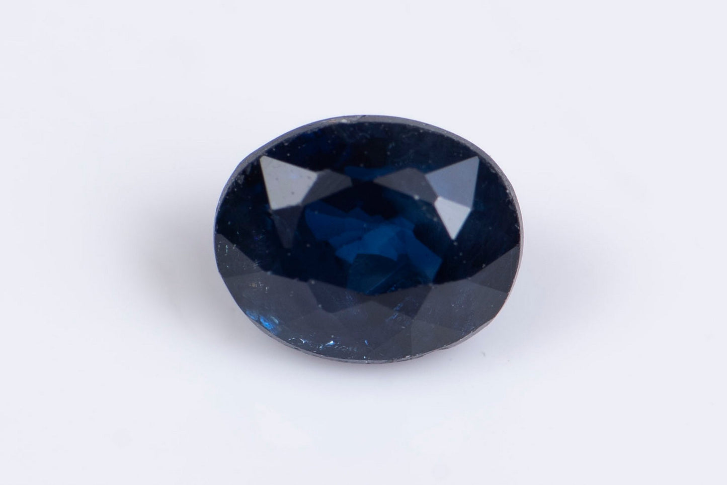 Blue sapphire 0.68ct heated oval cut